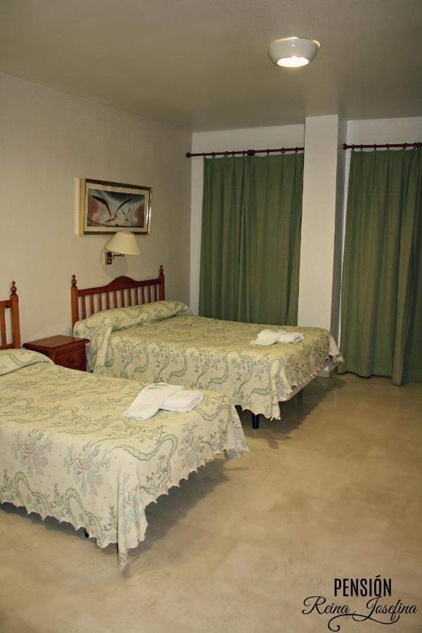 Pension Reina Josefina Santafé Exterior foto
