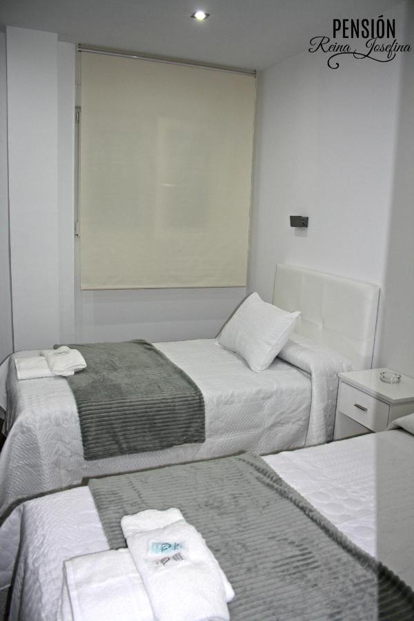 Pension Reina Josefina Santafé Exterior foto
